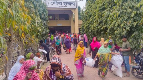 সুন্দরগঞ্জে দুস্থ ও অসহায় পরিবারের বরাদ্দকৃত ভিজিএফ এর চাল বিতরণে ব্যাপক অনিয়োম