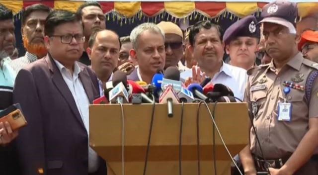 বাস কাউন্টার থেকে নির্ধারিত ভাড়া নেওয়া হচ্ছে: সড়ক পরিবহনমন্ত্রী