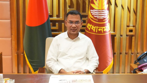 ঈদের ছুটিতেও বাসভবন থেকে দাপ্তরিক কাজে সক্রিয় প্রধানমন্ত্রী