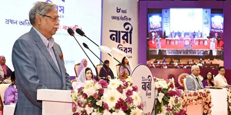 স্বাধীনতার ঘোষক শহীদ প্রেসিডেন্ট জিয়াউর রহমান: রাষ্ট্রপতি