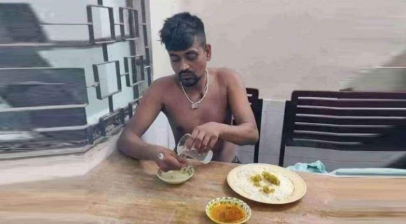 ঢাবিতে তোফাজ্জল হত্যা মামলা: ২২ জনের বিরুদ্ধে গ্রেপ্তারি পরোয়ানা