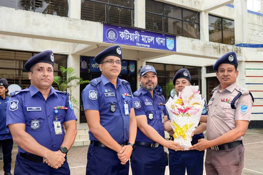 জনবান্ধব পুলিশি সেবা নিশ্চিত করতে মাঠে পুলিশ সুপার
