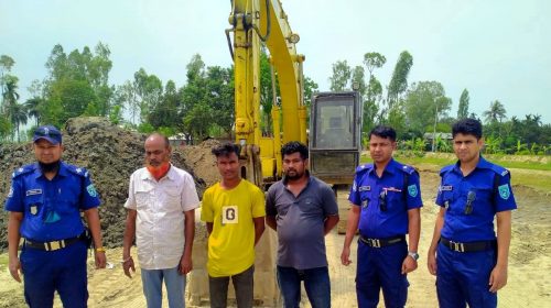 গোবিন্দগঞ্জে অবৈধ মাটি কাটায় জরিমানা