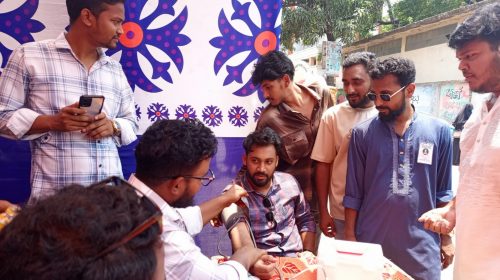 সরকারি হরগঙ্গা কলেজে ভর্তি পরীক্ষায় জাতীয় ছাত্রশক্তির হেল্প ডেস্ক কর্মসূচি