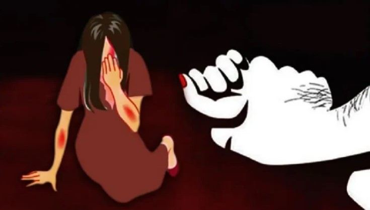 স্বামীর কাছ থেকে গৃহবধূকে ছিনিয়ে নিয়ে ধর্ষণ