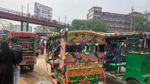 ভালুকা মহাসড়কে অটোরিকশার দাপট, নাজেহাল সাধারণ মানুষ