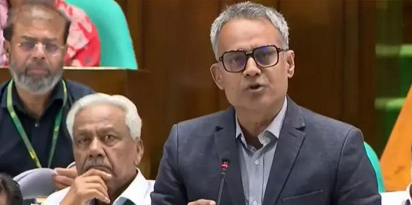 রেলে যুক্ত হচ্ছে ২০০ ব্রডগেজ কোচ, বাড়বে ট্রেনের সংখ্যা: মন্ত্রী