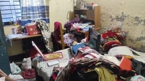 লক্ষ্মীপুরে গৃহবধূকে কুপিয়ে জখমের পর বাড়িতে হামলা-লুটপাট