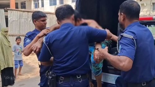 ছেলেসহ তিনজনকে কুপিয়ে ছাদ থেকে ঝাঁপ দিয়ে সাবেক পুলিশ সদস্যের মৃত্যু