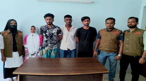 লক্ষ্মীপুরে নারী দিয়ে ফাঁদ পেতে জিম্মি করে টাকা আত্মসাৎ: গ্রেপ্তার-৪