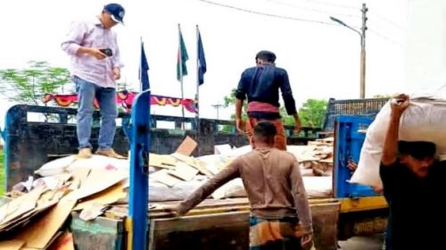 ‎শায়েস্তাগঞ্জে ৩৫ বস্তা অবৈধ ভারতীয় ফুসকা জব্দ, আটক ৪